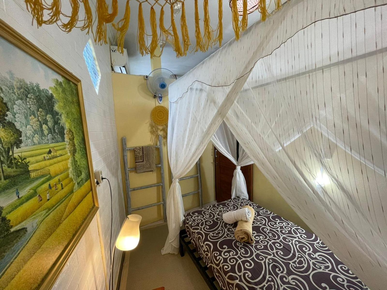 Coliving Bali Sweet Home Kost Lengkap Di Tabanan Kota Δωμάτιο φωτογραφία