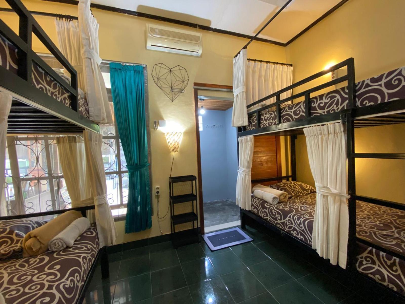 Coliving Bali Sweet Home Kost Lengkap Di Tabanan Kota Δωμάτιο φωτογραφία