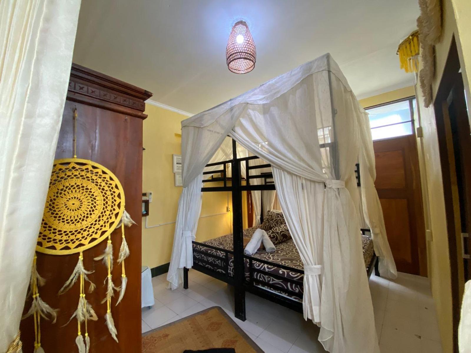 Coliving Bali Sweet Home Kost Lengkap Di Tabanan Kota Δωμάτιο φωτογραφία