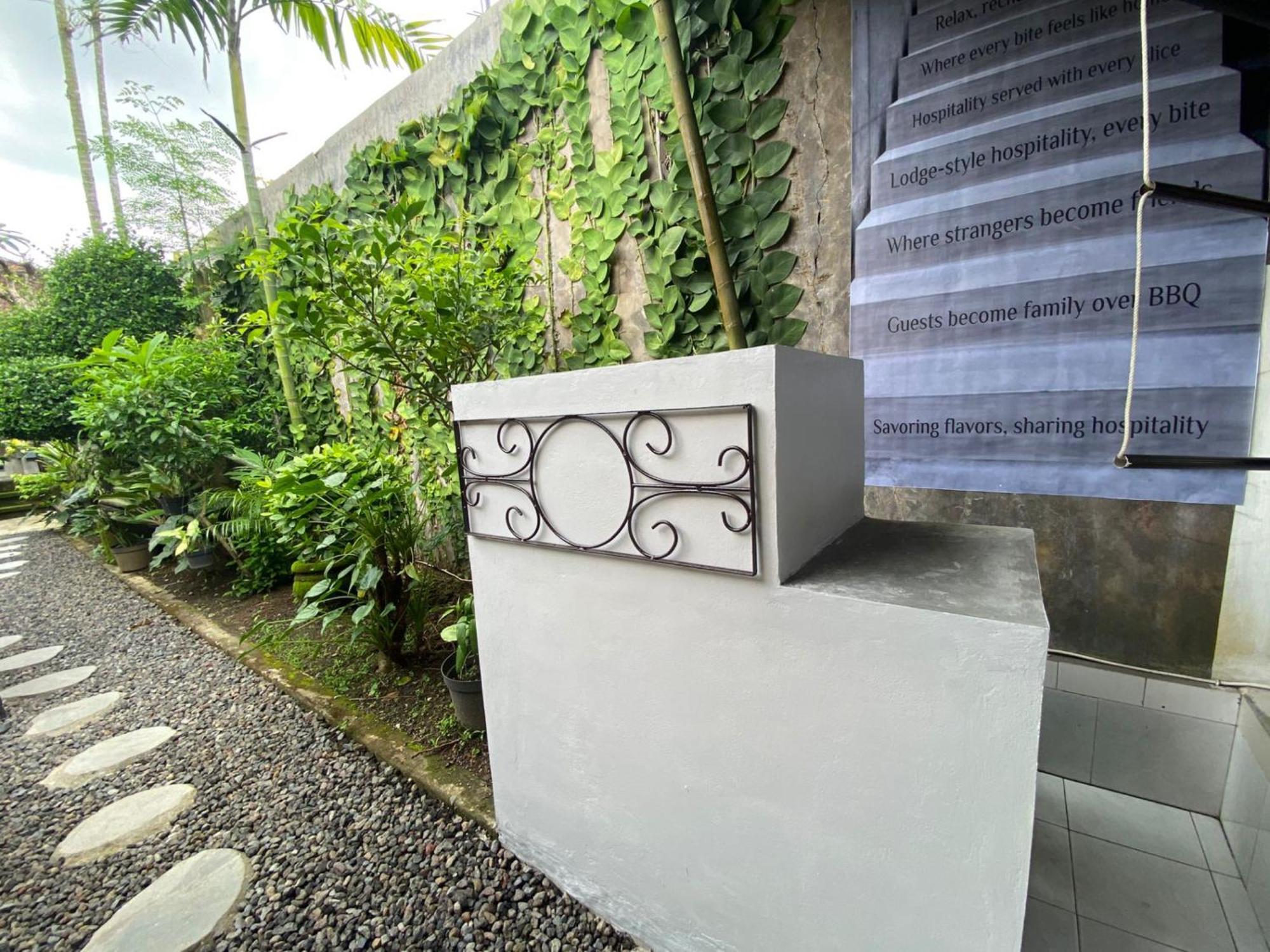 Coliving Bali Sweet Home Kost Lengkap Di Tabanan Kota Εξωτερικό φωτογραφία