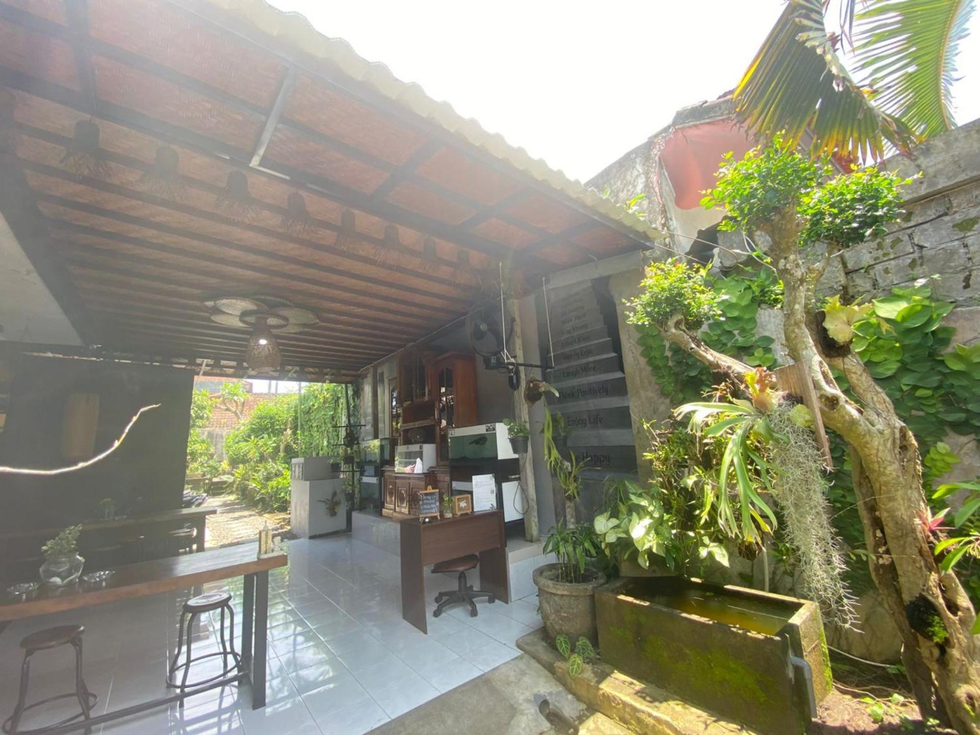 Coliving Bali Sweet Home Kost Lengkap Di Tabanan Kota Εξωτερικό φωτογραφία